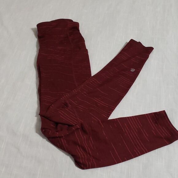 Champion Pants - Champion. EUC.  Burgandy Athletic Leggings Size S.